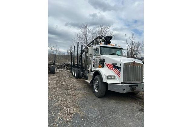 2013 Kenworth T-800 Log Truck